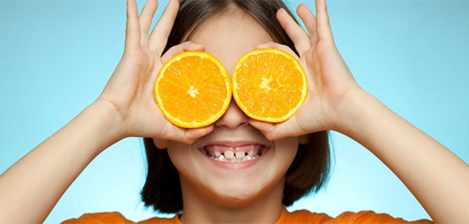 رژیم غذایی مناسب برای چشم آبی‌ها از نظر عنبيه شناسى